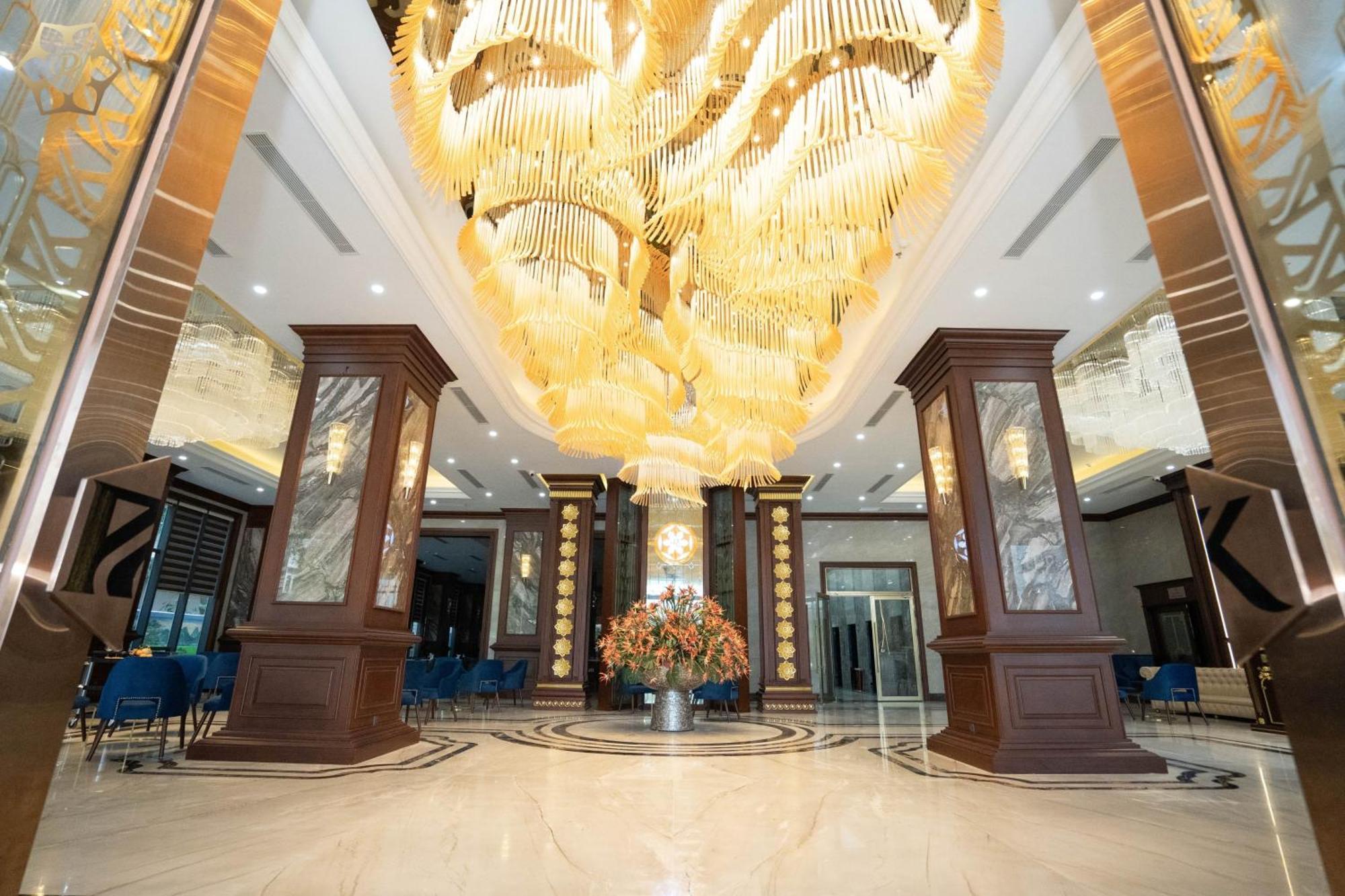 Cua Dong Luxury Hotel Vinh Εξωτερικό φωτογραφία