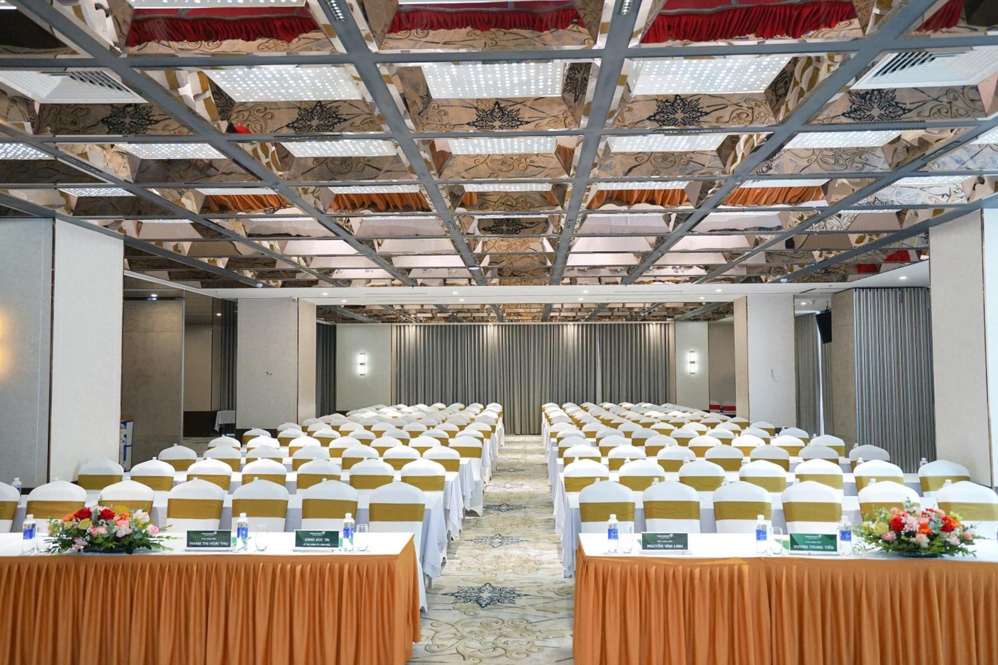 Cua Dong Luxury Hotel Vinh Εξωτερικό φωτογραφία